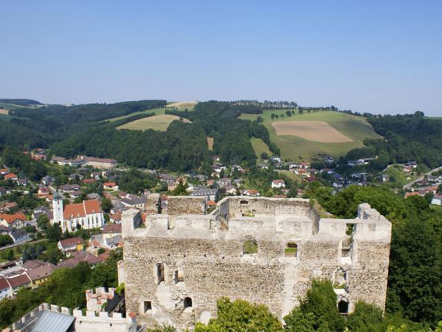 Hotel Post Hoenigwirt Kirchschlag in der Buckligen Welt Exterior photo